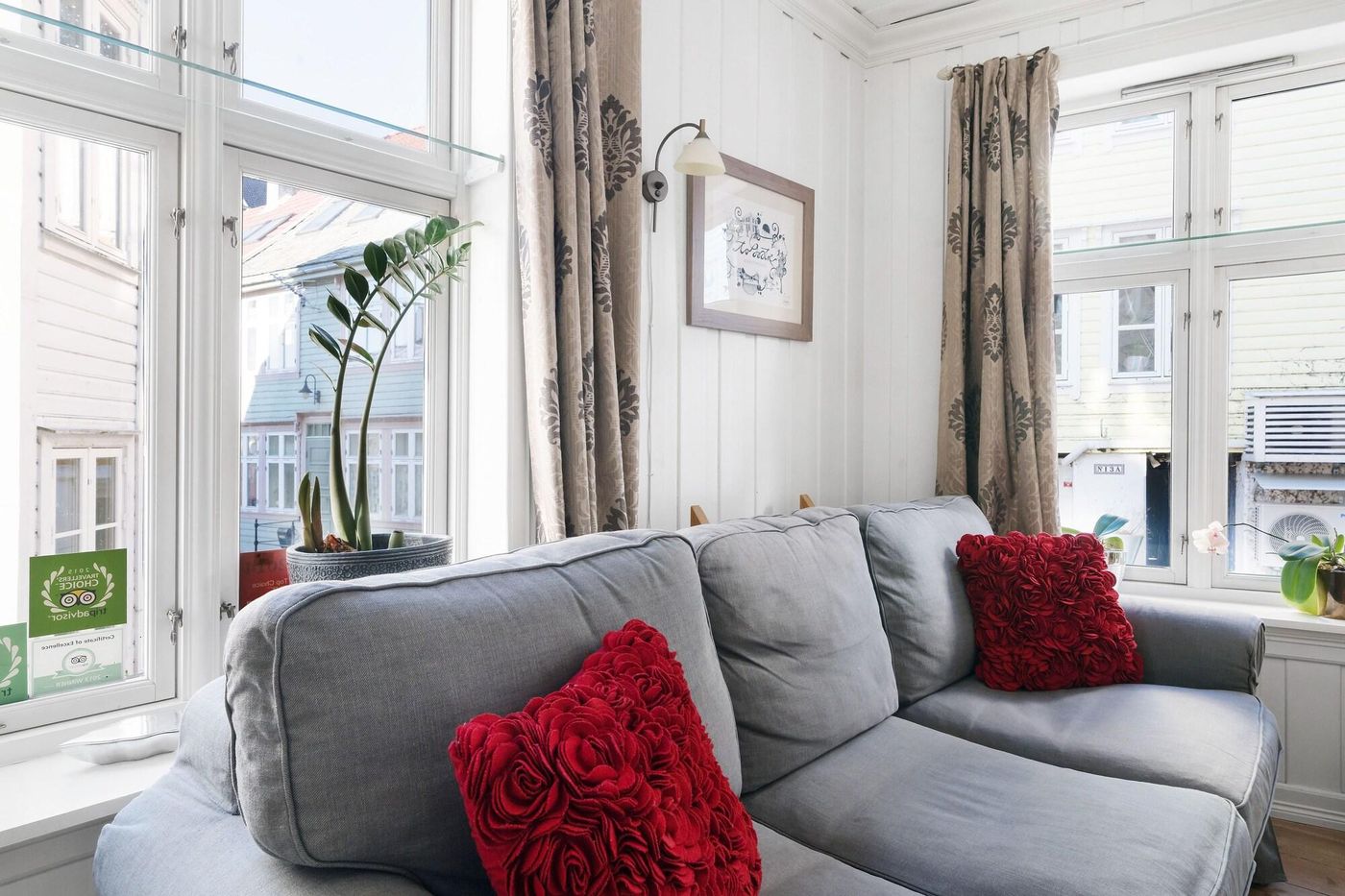 To Sostre Guesthouse-Norway-BERGEN-Lobby-10