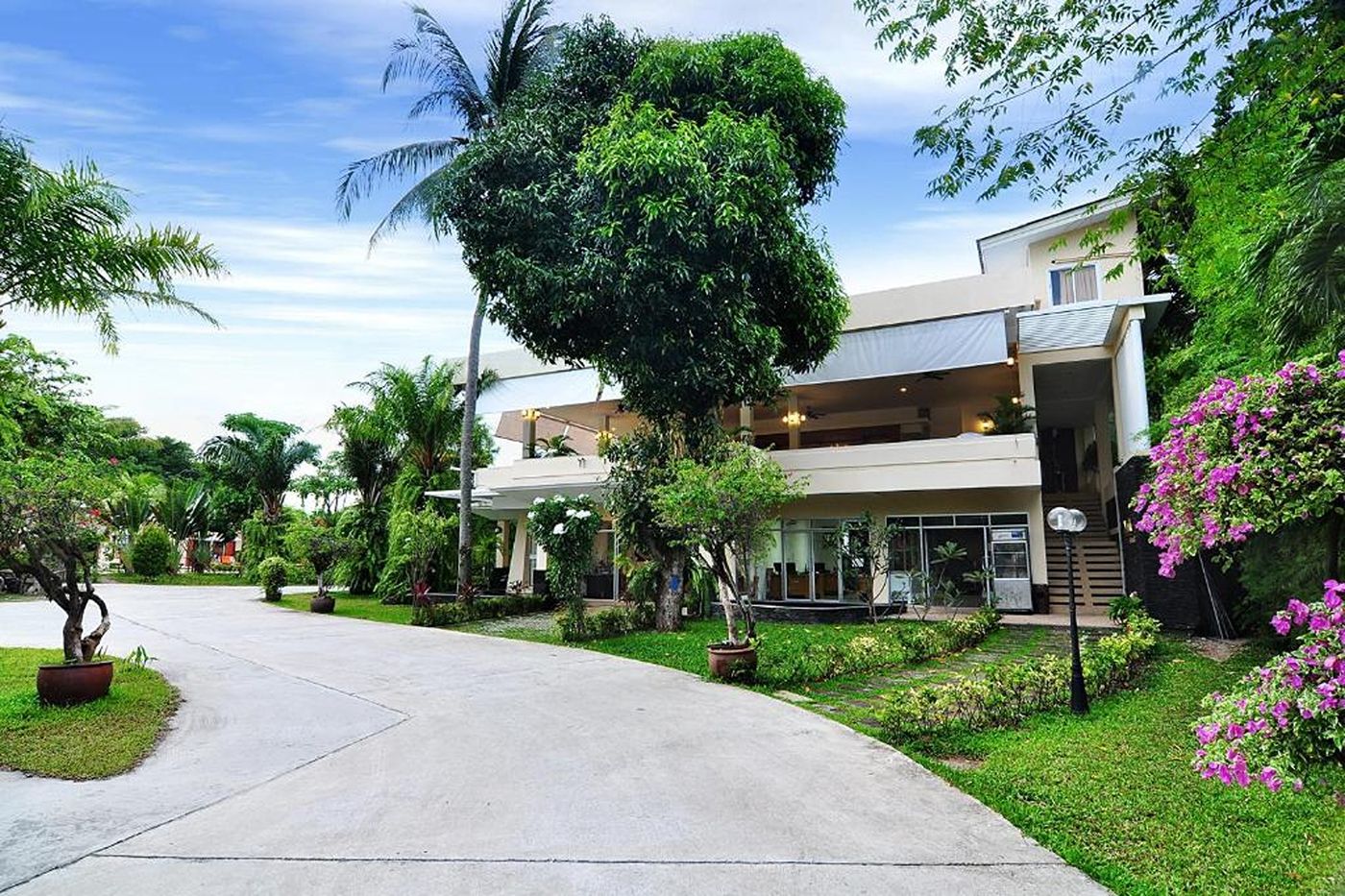 Phuket-Sea-Resort-SHA-by-ZUZU-General-view-2