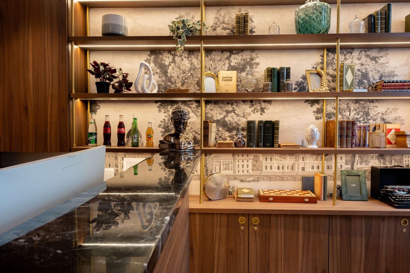 Kyriad-Par----s-10---Canal-Saint-Martin--R----publique-Lobby-15