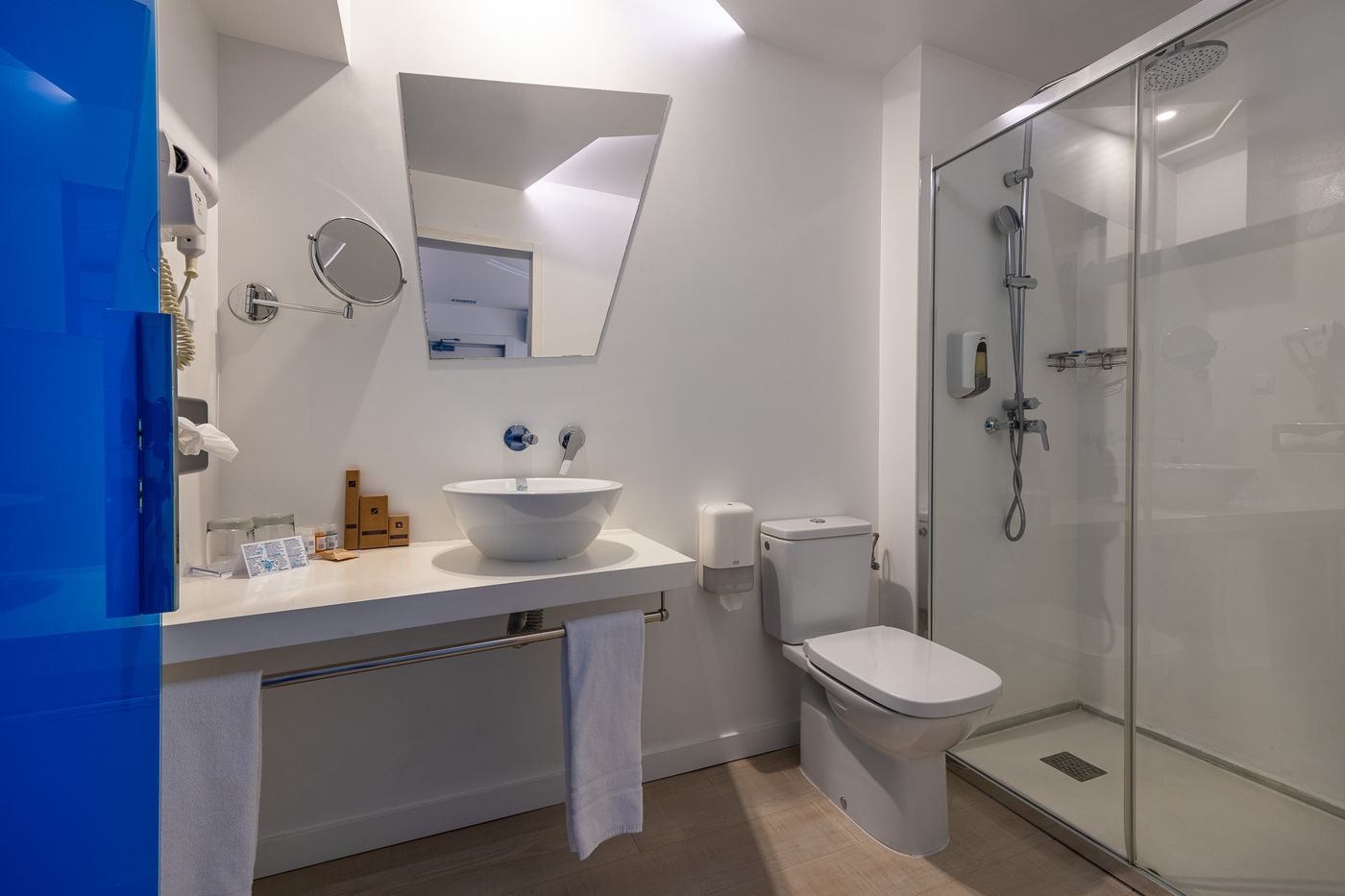 Atarazanas-Malaga-Boutique-Hotel-Room-42