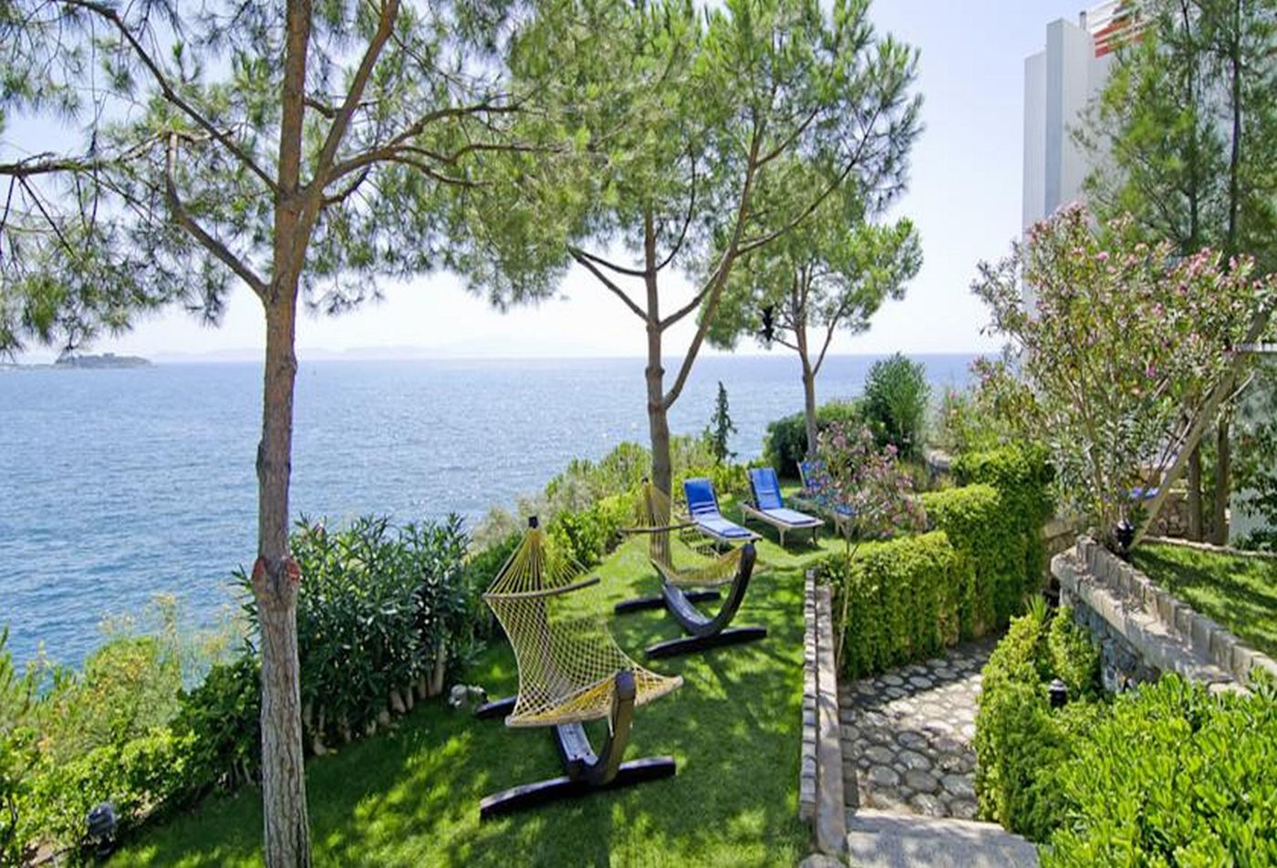 Korumar-Hotel-De-Luxe-Terrace-39