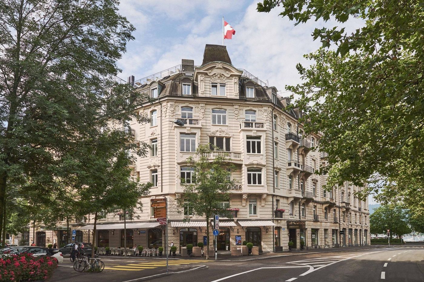 Small Luxury Hotel Ambassador A L'Opera-Switzerland-Zurich-General view-2