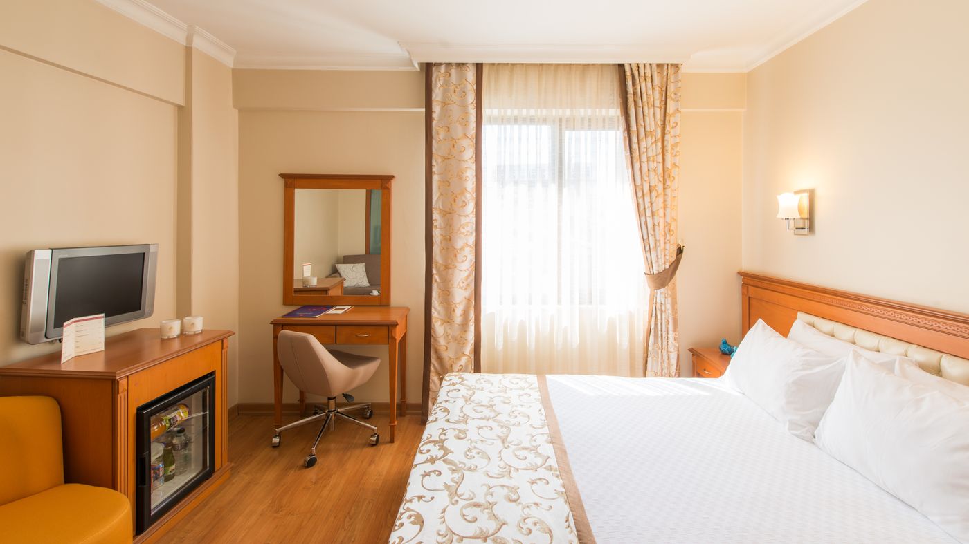 Prestige-Hotel-Old-City-Room-31