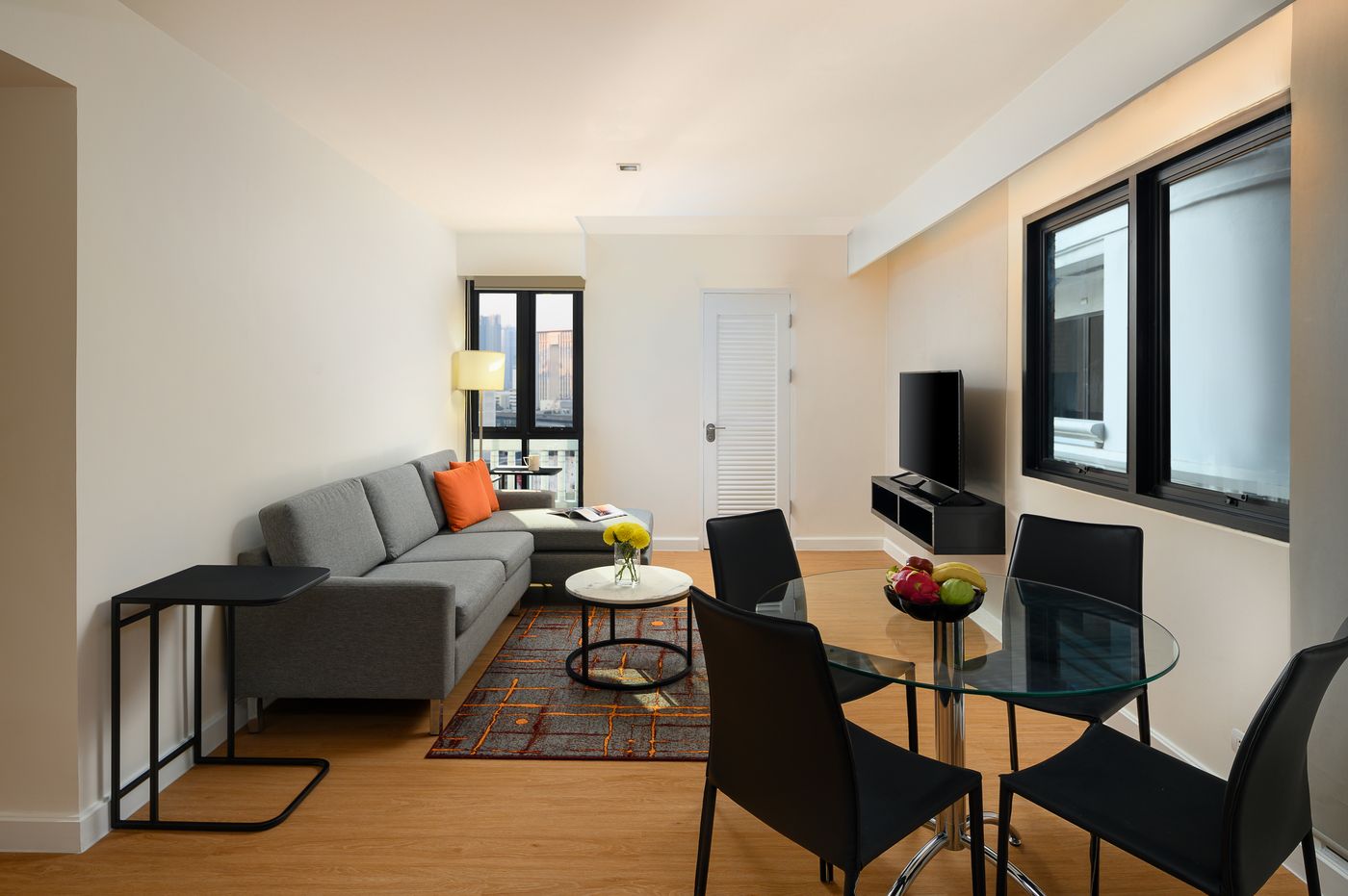 Parkroyal-Suites-Bangkok-Room-25