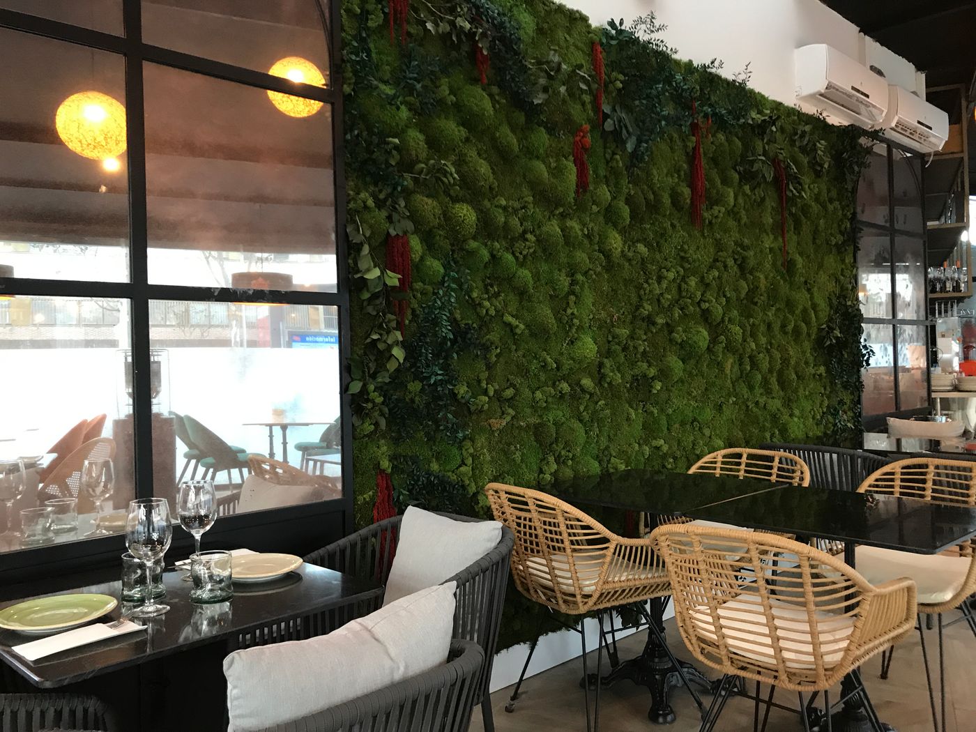 Hotel-Suites-Feria-de-Madrid-Restaurant-13