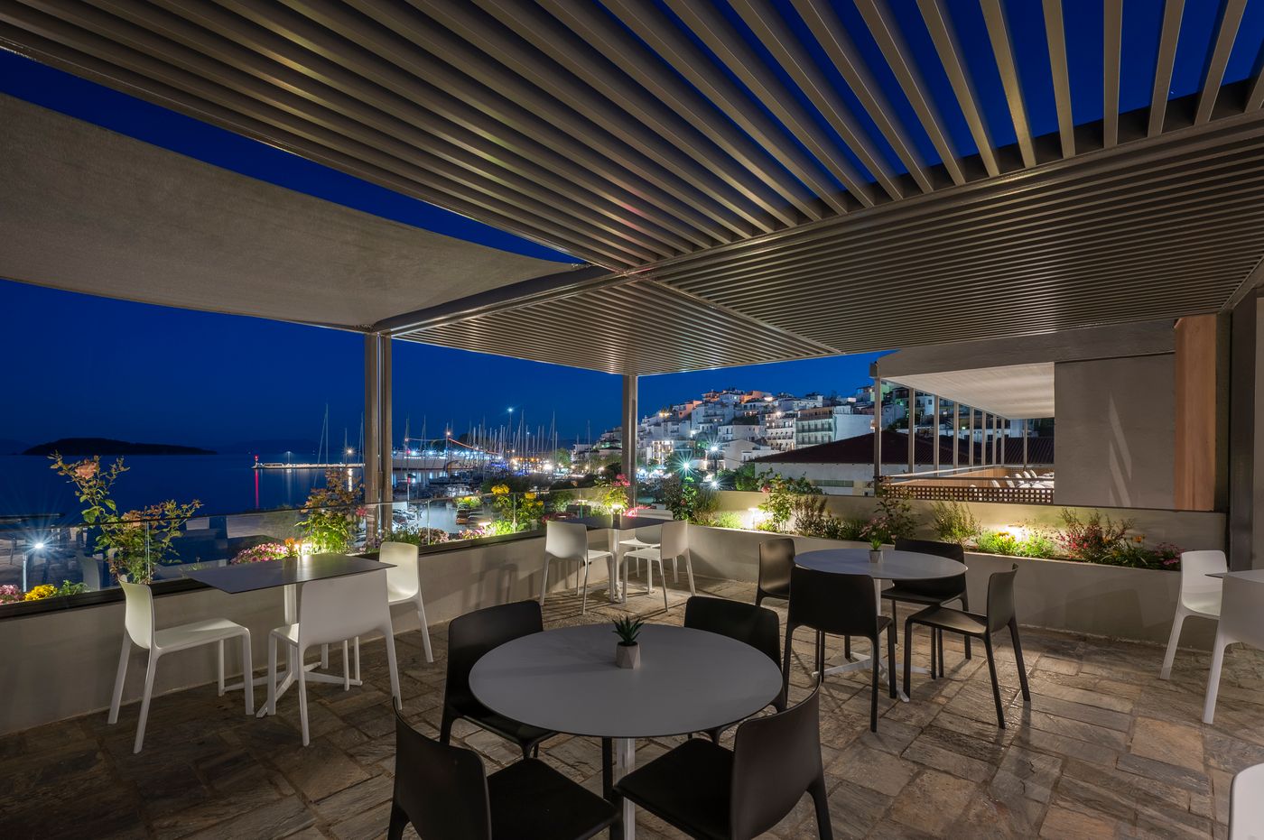 Alkyon-Hotel---Skiathos-Terrace-25