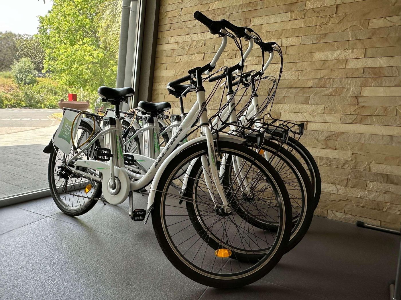 Ibis-Styles-Catania-Acireale-Sports-and-Entertainment-88