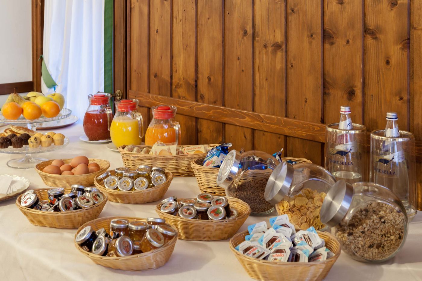 Ca-Tessera-Park-Resort-Restaurant-25