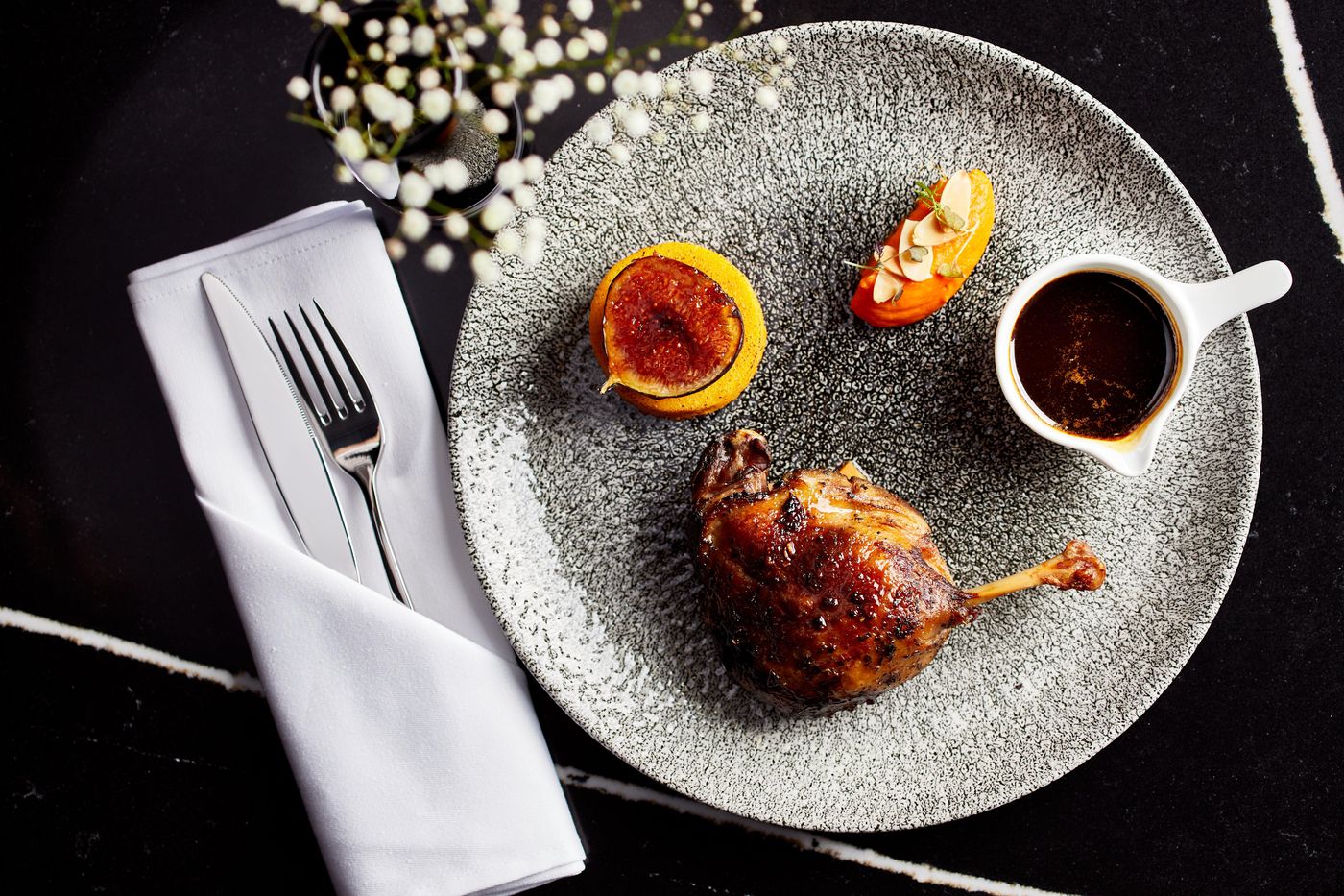 Holiday-Inn-Express-Warsaw---The-HUB-Restaurant-38