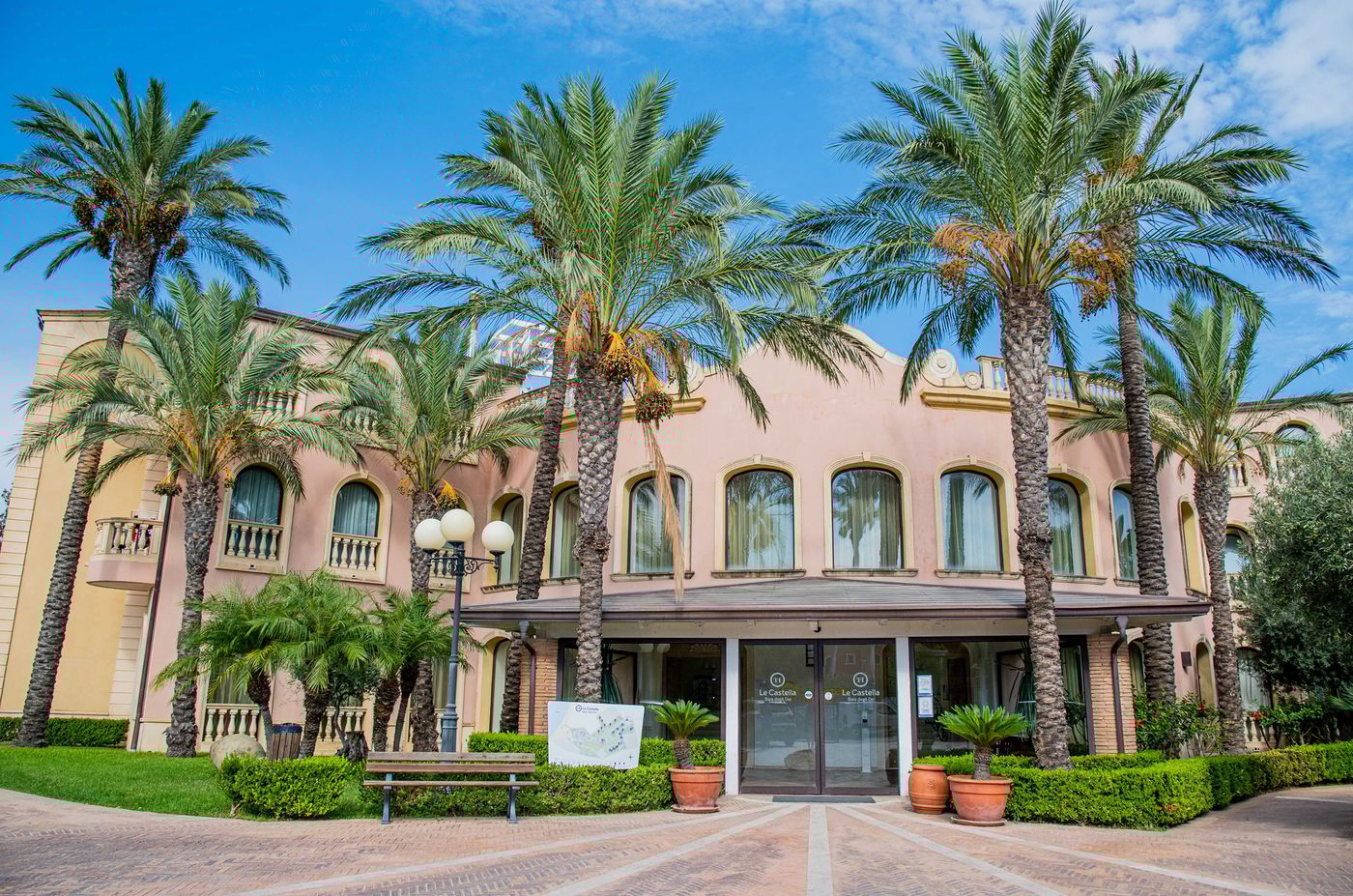 TH Le Castella - Baia degli Dei-Italy-LE CASTELLA-General view-1