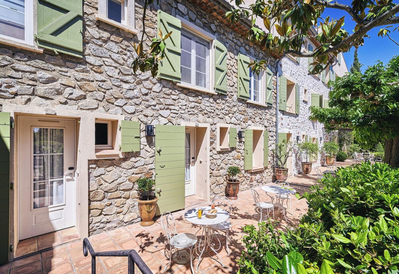 La-Ferme-D-Augustin-Room-2