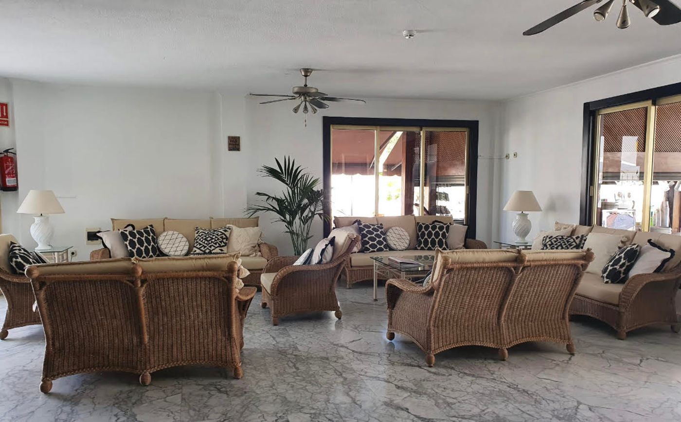 Neptuno-Costa-Adeje-Lobby-39