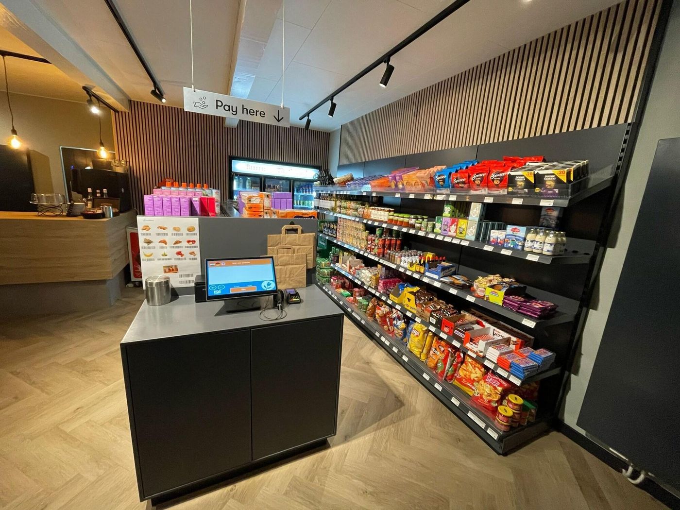 EuroParcs-Buitenhuizen-Lobby-16