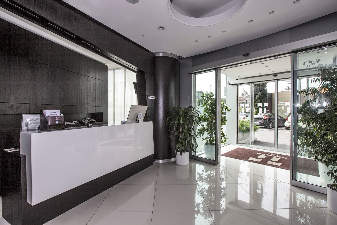 Marconi Hotel-Italy-RENDE-Lobby-2