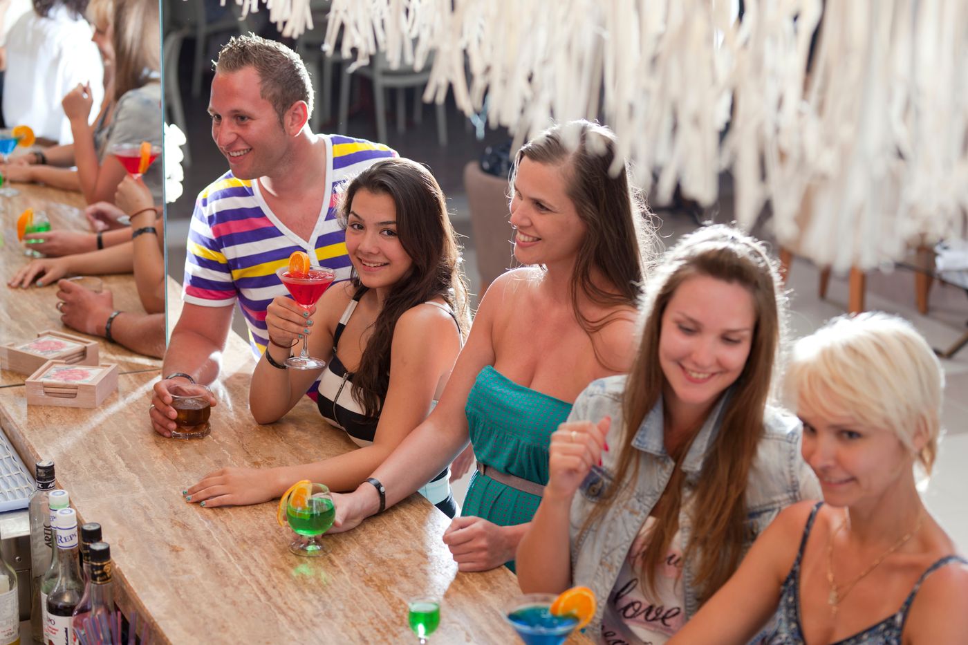 Club-Mermaid-Village-Bar-31