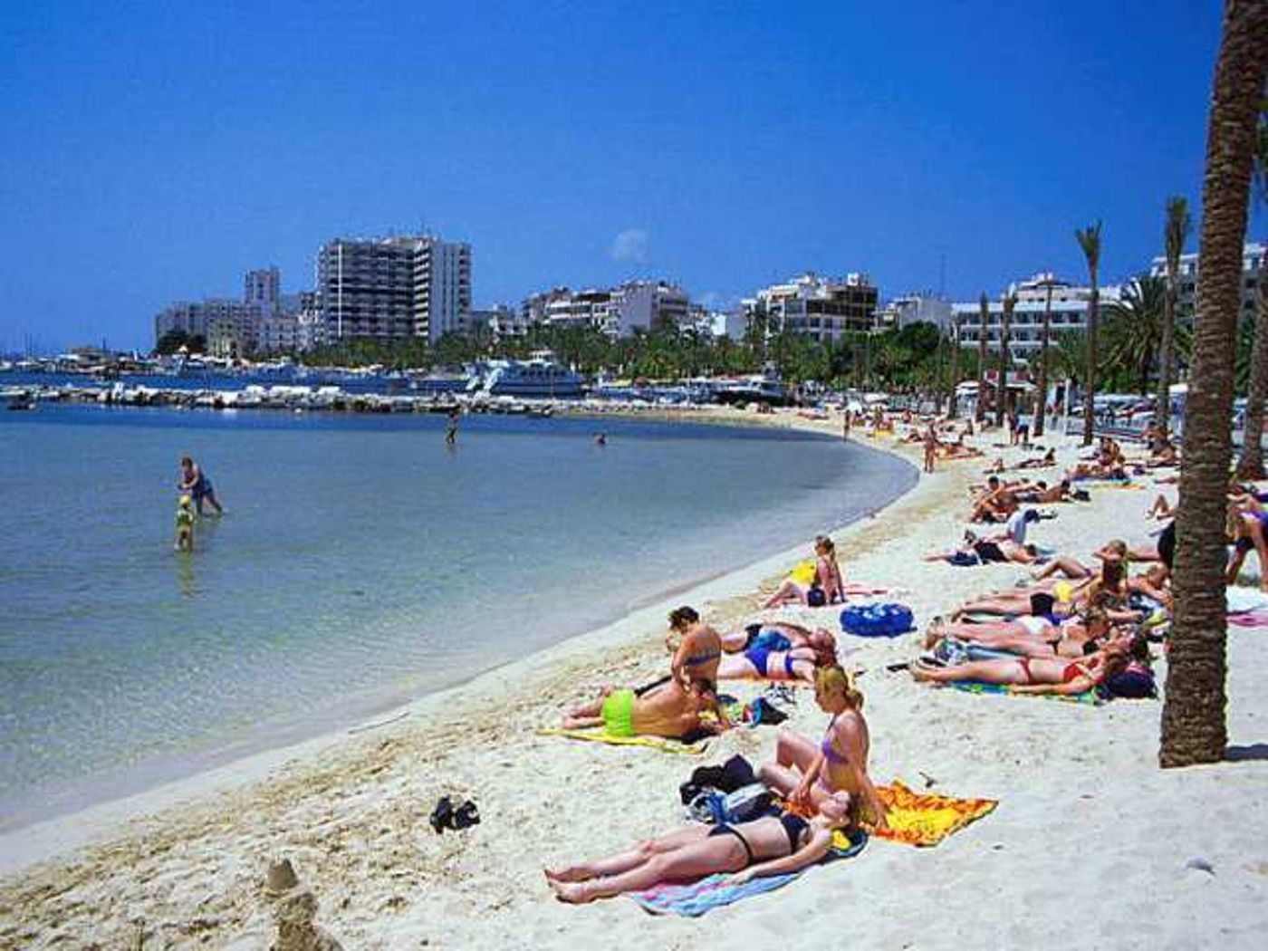 Torres Hostal - Adults Only