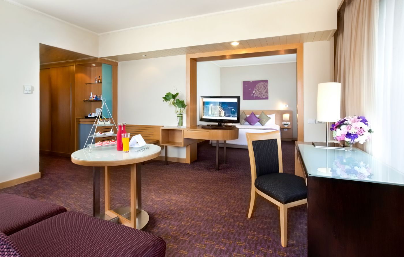 Novotel-Bangkok-on-Siam-Square-Room-37