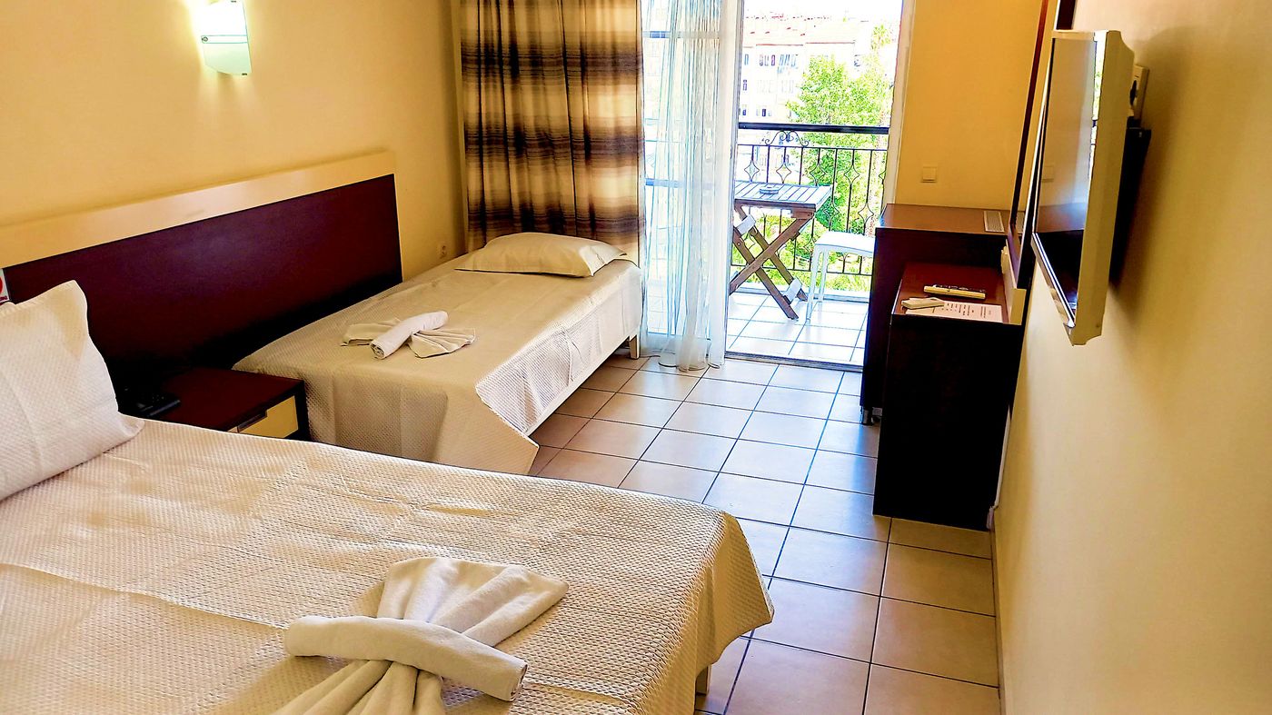 Kleopatra-Hotel-Room-11