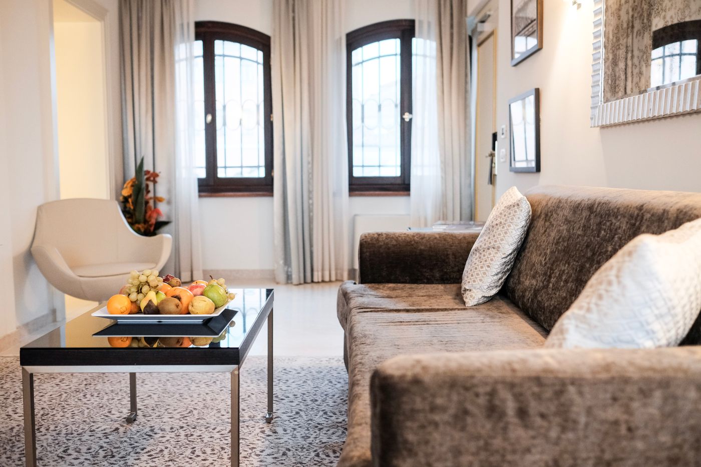 San-Clemente-Palace-Kempinski-Hotel-Venice-Room-10