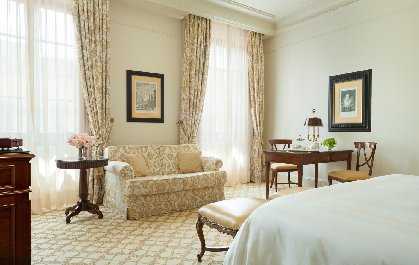 Four-Seasons-Hotel-Florence-Room-34