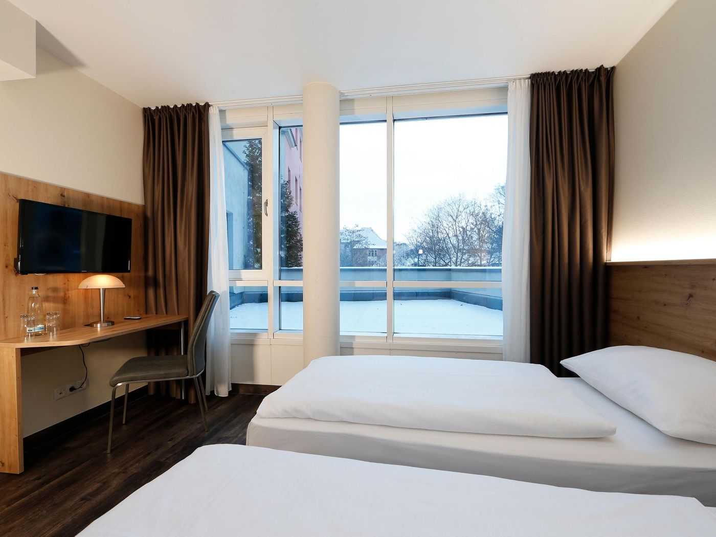 B-B-HOTEL-Berlin-Mitte-Room-20