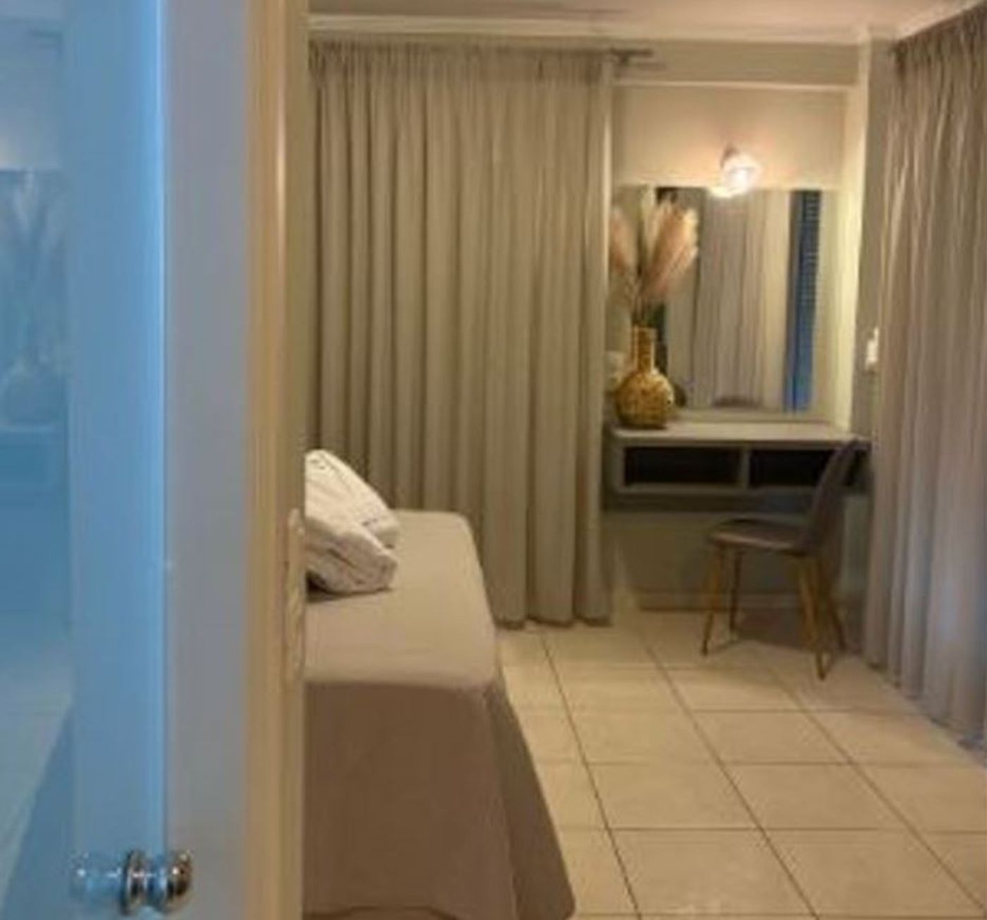 Zante-Pantheon-Hotel-Room-26