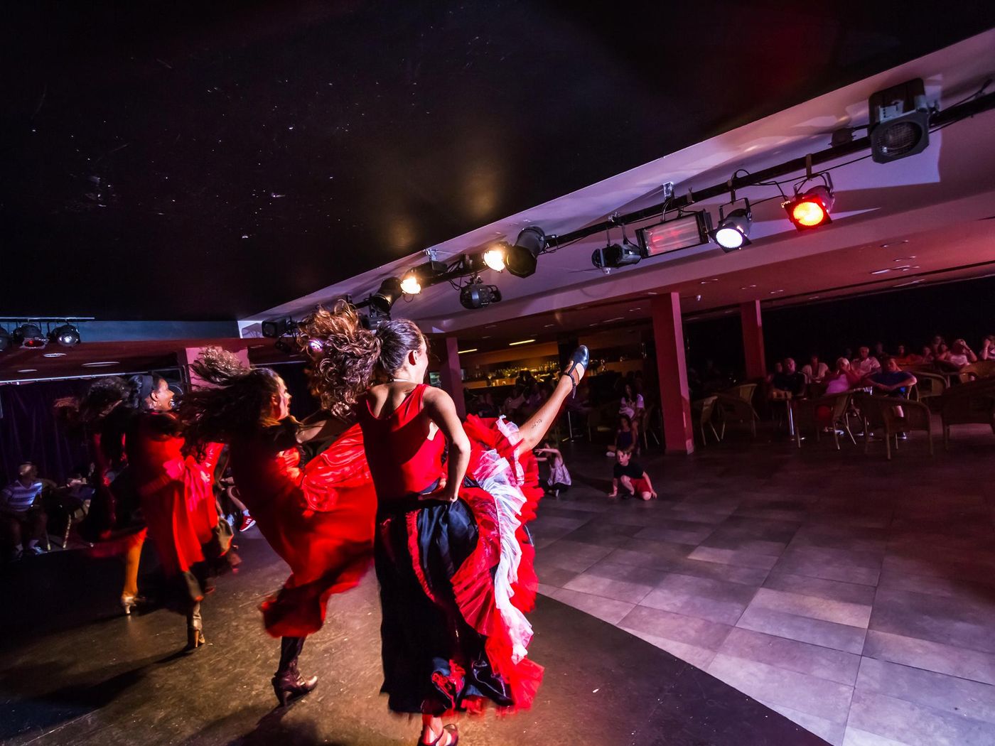 Bluebay-Lanzarote-Sports-and-Entertainment-47