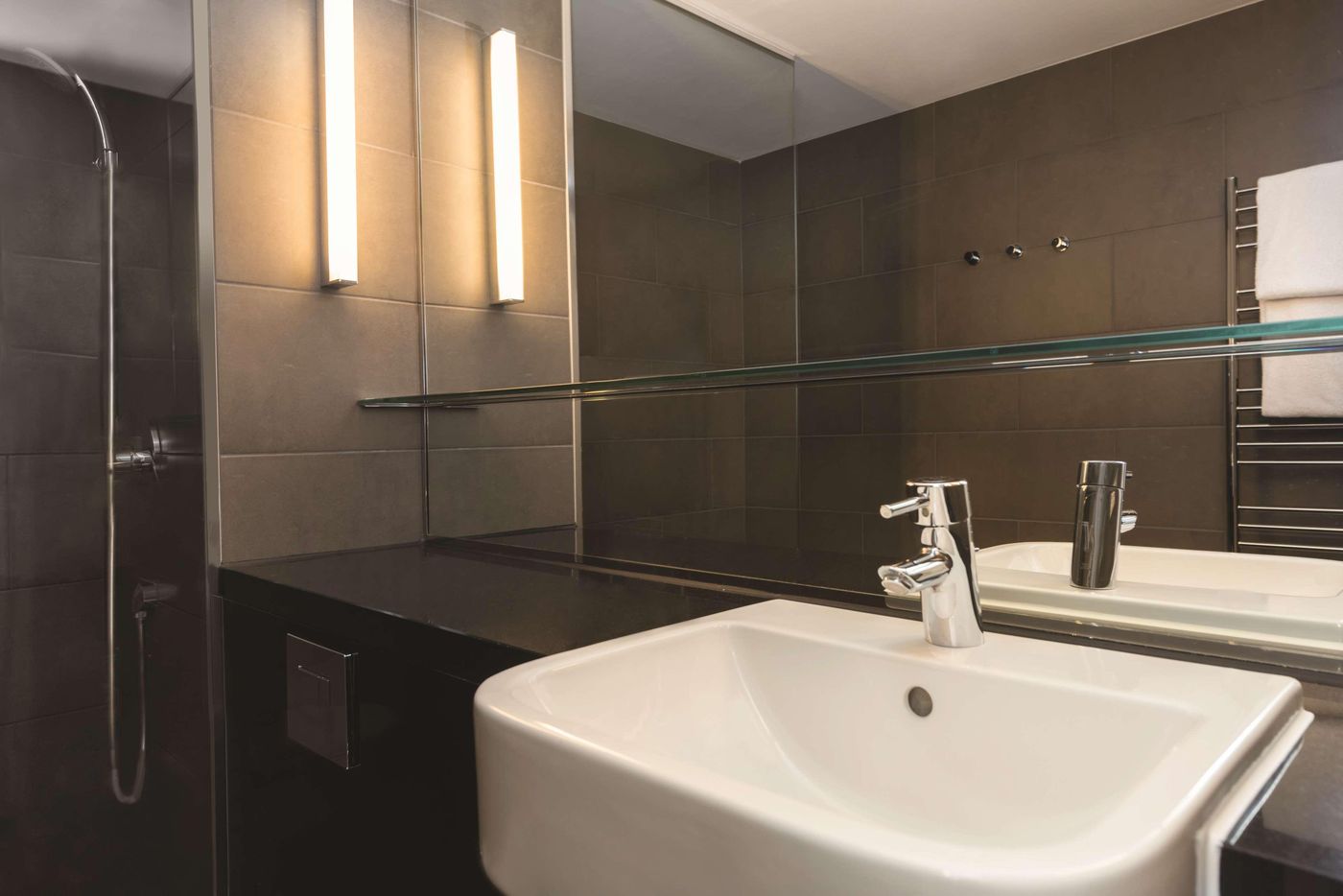 Adina-Apartment-Hackescher-Markt-Room-49