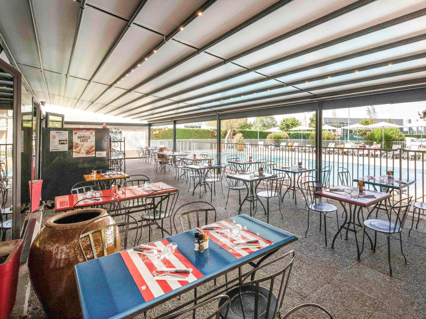 ibis Styles Avignon Sud-France-AVIGNON-General view-5