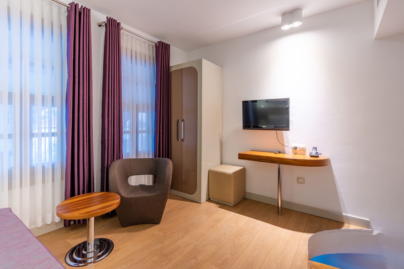 Puding-Hotel-Room-34