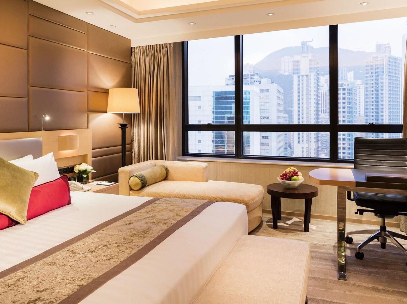 Gloucester-Luk-Kwok-Hong-Kong-Room-12