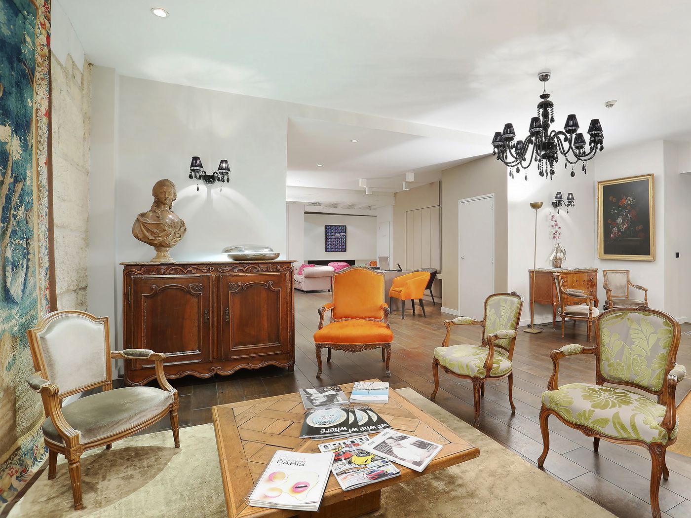 Hotel-Notre-Dame-Maitre-Albert-Lobby-11