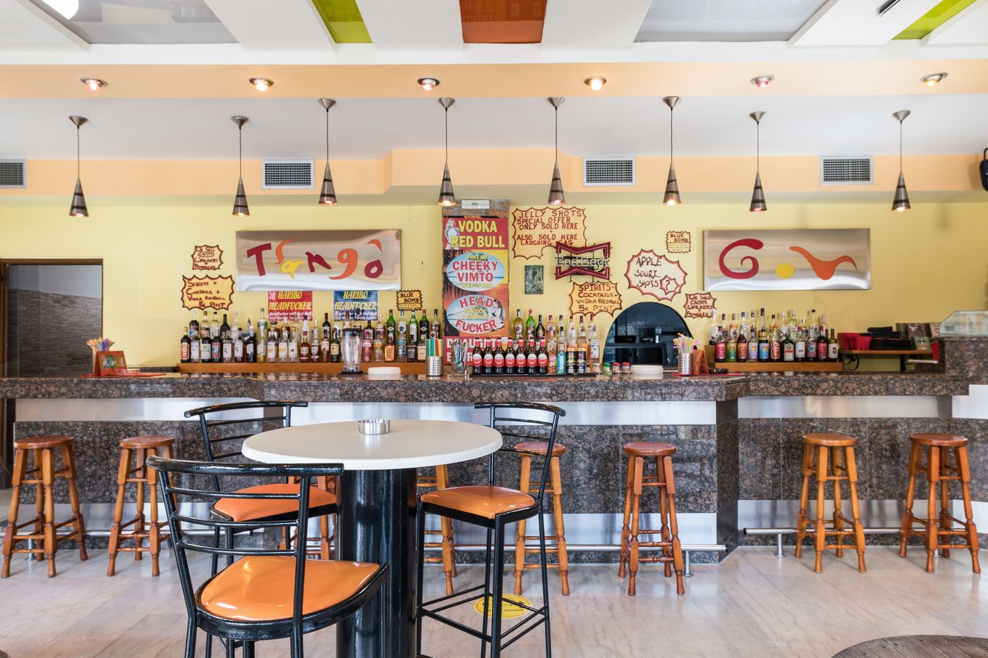 Lefkimi-Hotel-Bar-31