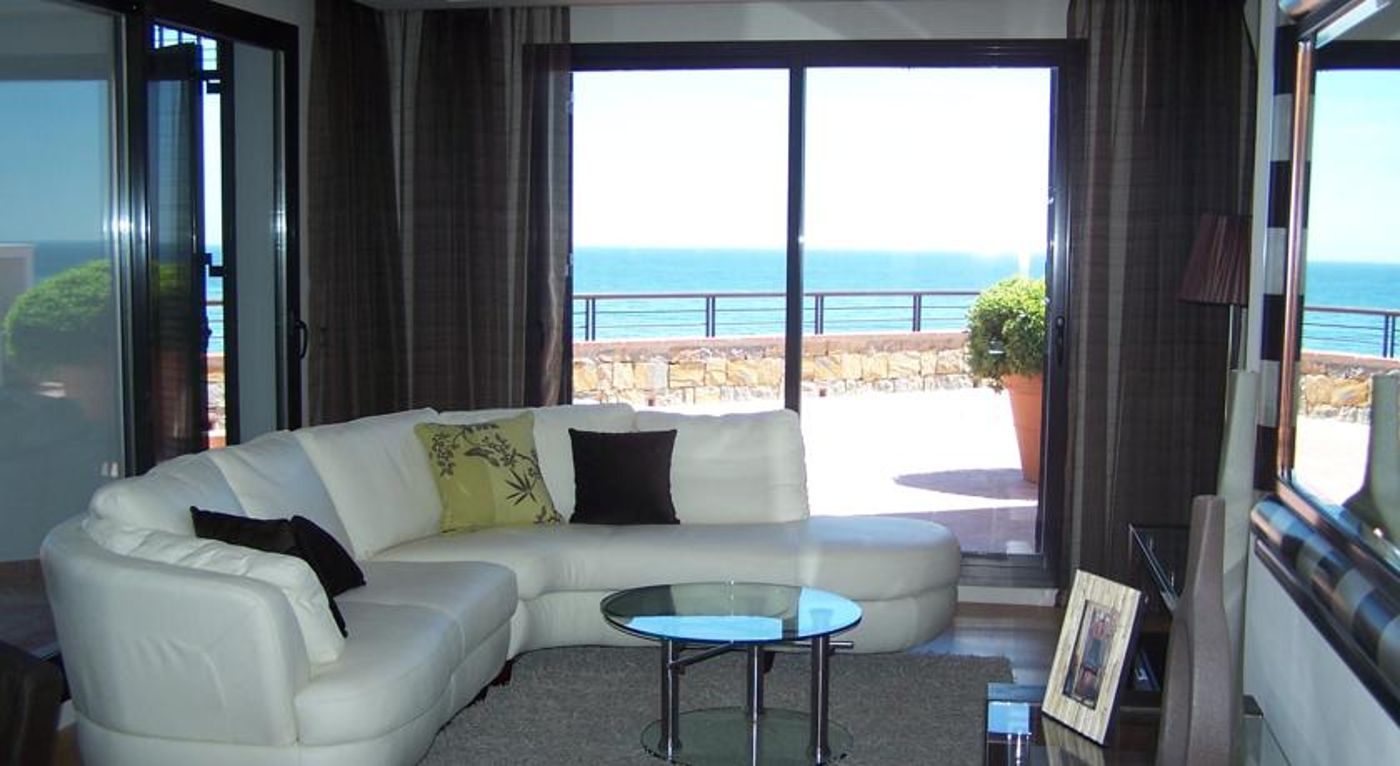 Casares del Mar Luxury Apartments