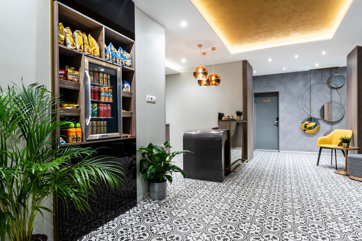 Alta-Moda-Fashion-Hotel-Lobby-2