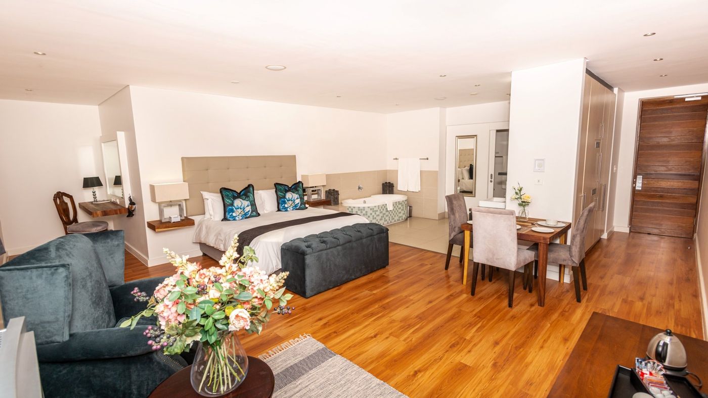 Newkings-Boutique-Hotel-Room-7