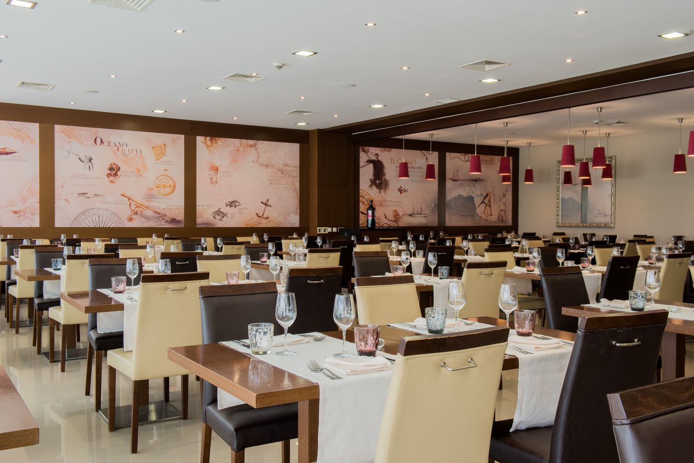 Vila-Gale-Village-Cascais-Restaurant-30