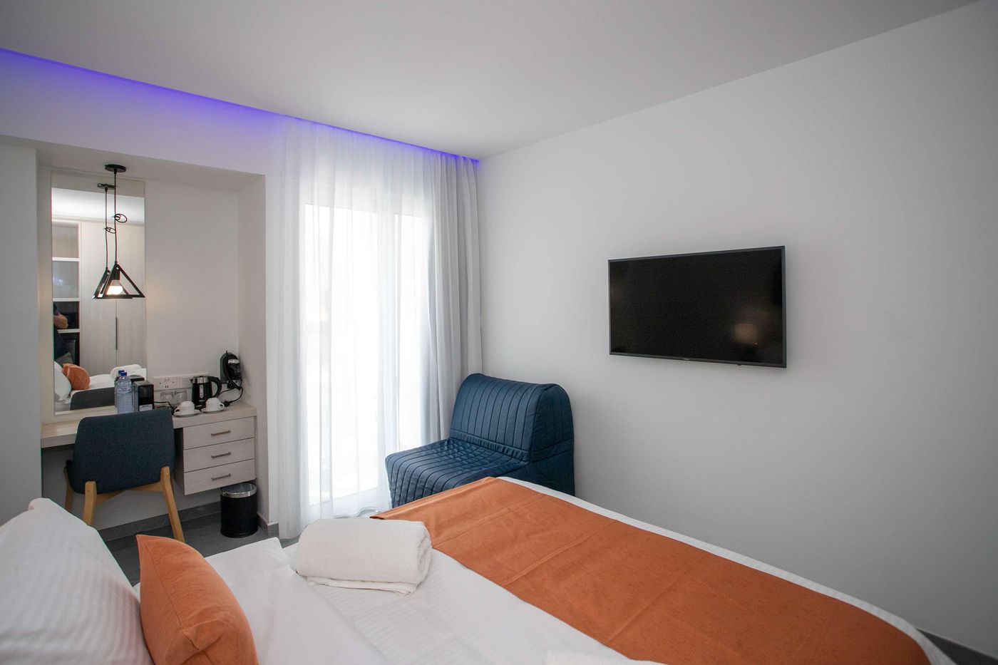 Best-Western-Plus-Larco-Hotel-Room-18