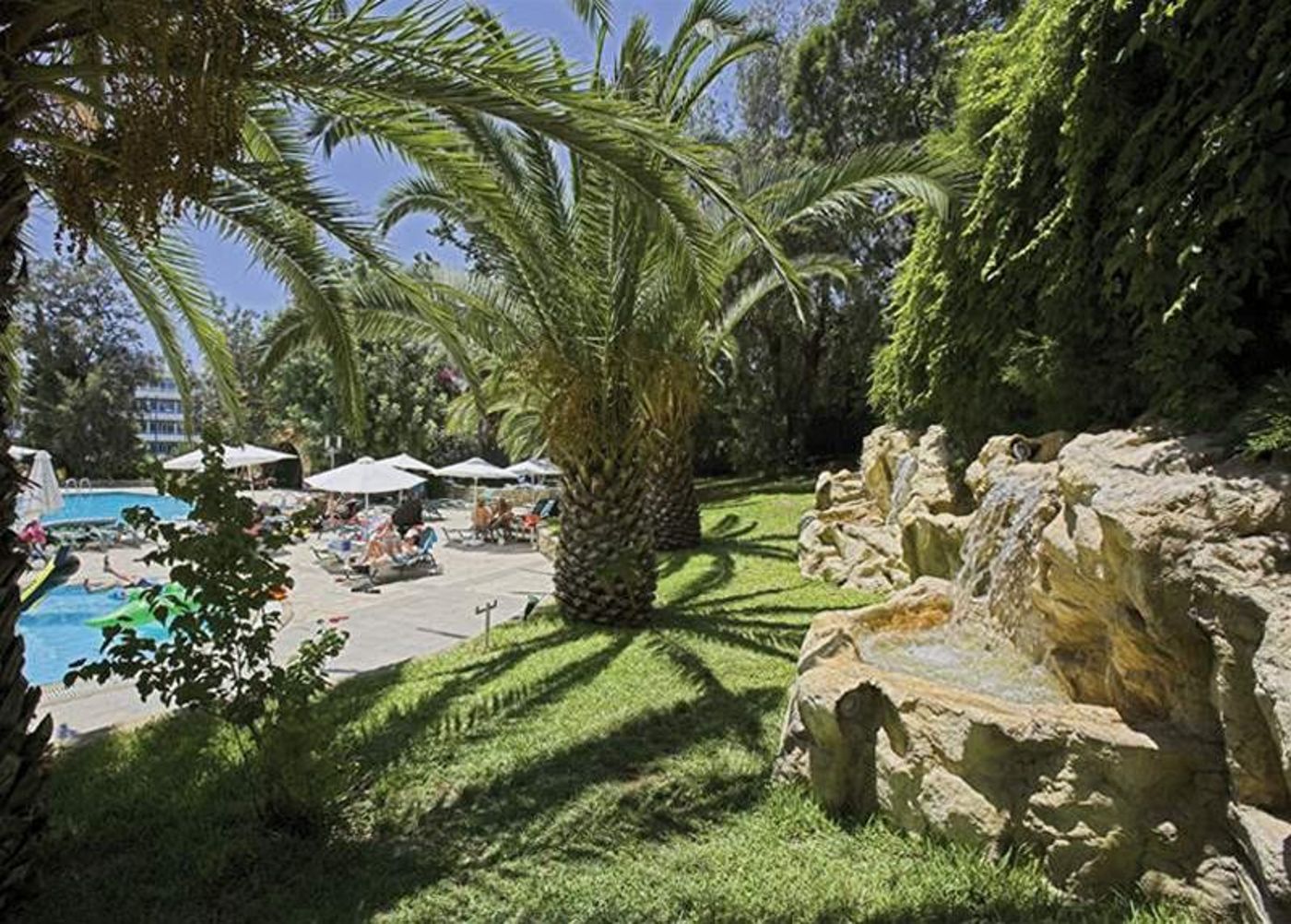 Golden-Arches-General-view-3