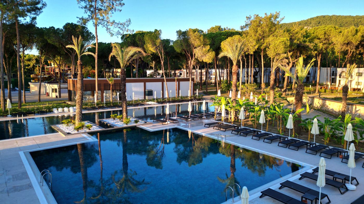 SIU Collection by Aydinbey