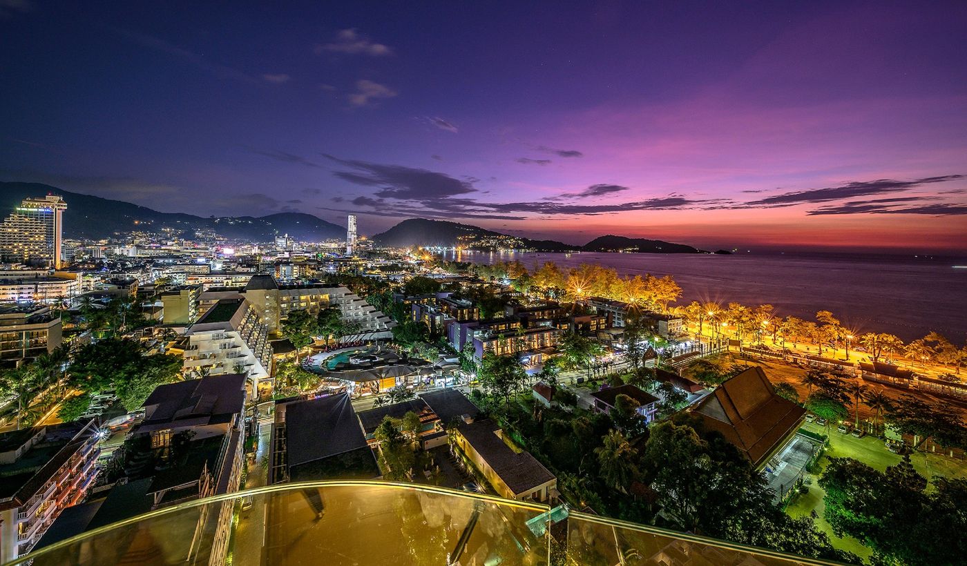 Andaman-Beach-Suites-Bar-92