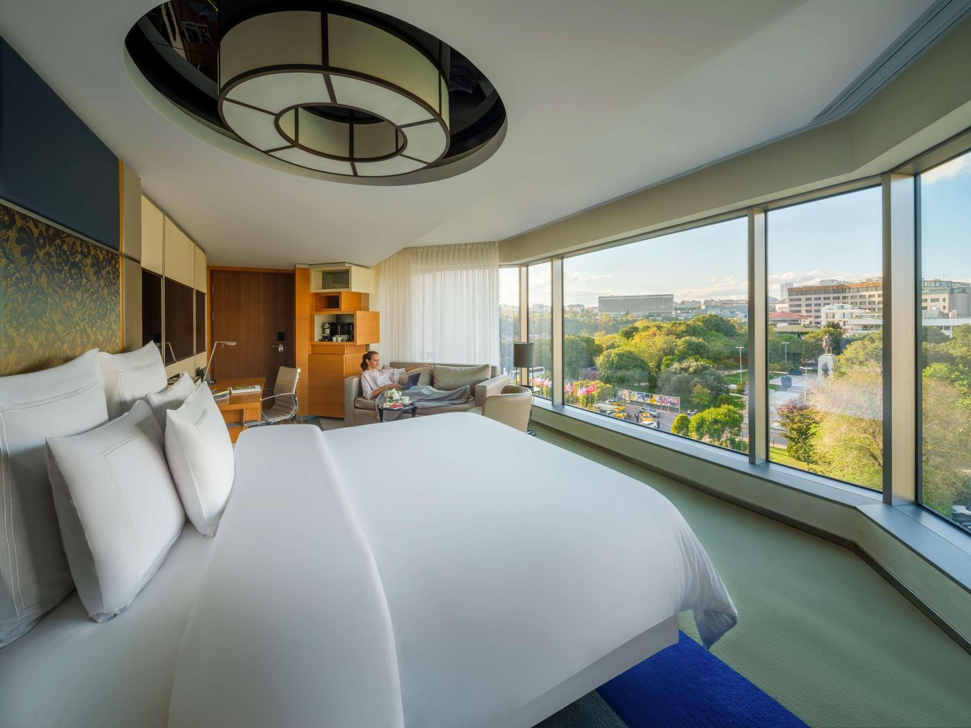 Swissotel-The-Bosphorus-Istanbul-Room-40