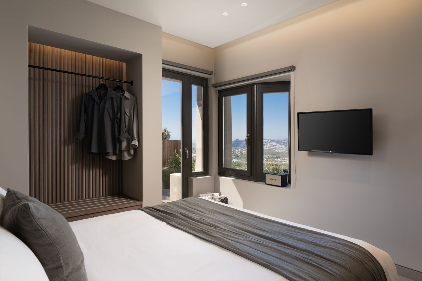 Apikia-Santorini-Room-36