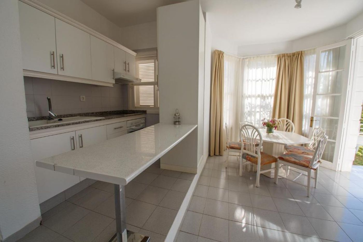 Lagos-De-Fanabe-Apartments-Room-37