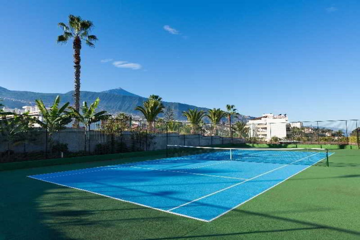 Smy-Puerto-de-la-Cruz-Sports-and-Entertainment-18