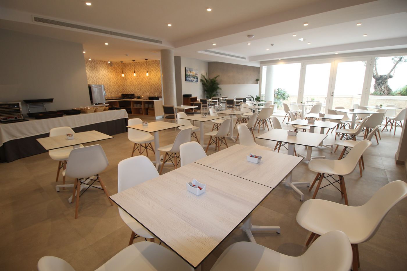 Puerta-del-Mar-Restaurant-31