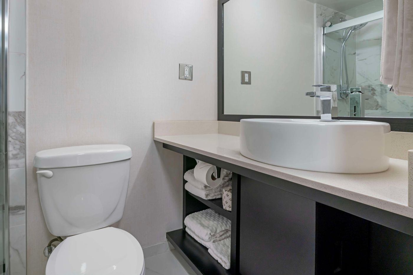 Best-Western-Plus-Sands-Room-44