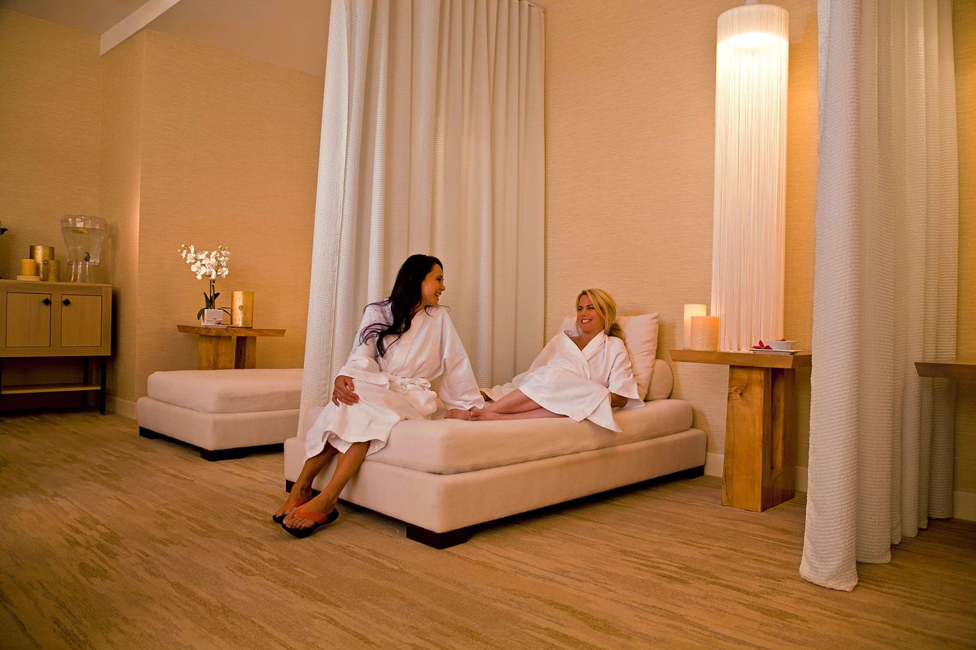 Tropicana-Las-Vegas-a-DoubleTree-by-Hilton-Resort-Sports-and-Entertainment-31