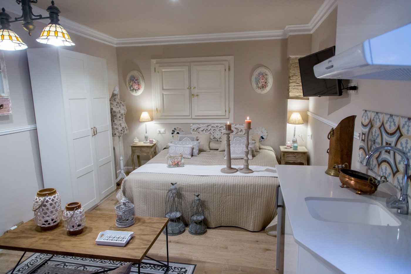 Palacio Almagra-Spain-GRANADA-Room-9