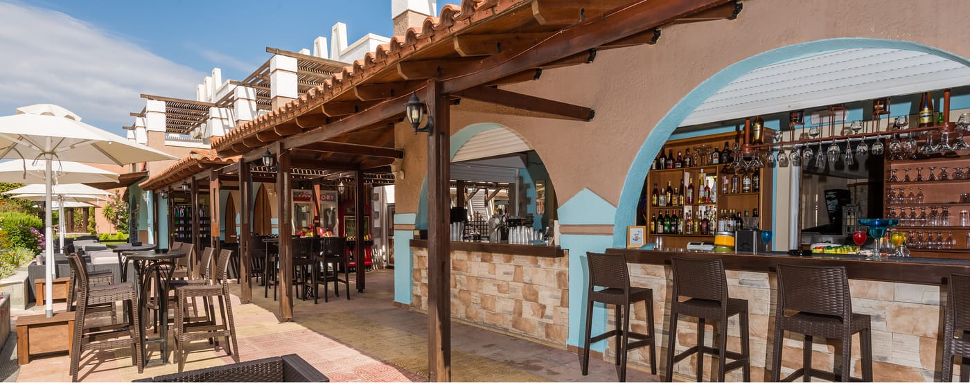 Gaia-Royal-Hotel-Bar-23